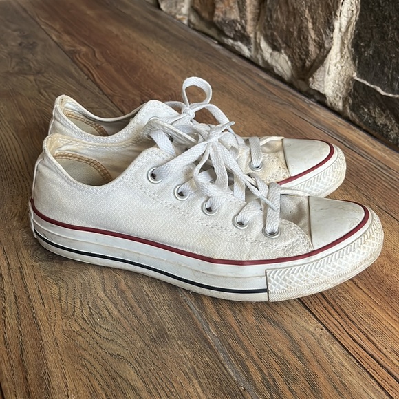 Converse chuck Taylor all star white sneakers, size 6 - Picture 2 of 6